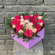 Цветочная композиция из Розы в коробке #REPLACE_PRED# Югорёнке