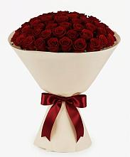 Букет 101 Бордовая роза Блэк Бакарра в Югорёнке
