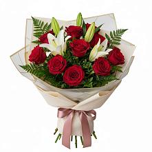 Букет цветов из:  Лилии и Розы #REPLACE_PRED# Югорёнке