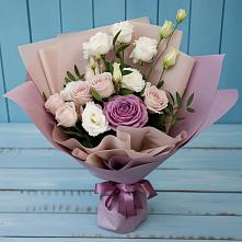 Букет цветов из:  Розы и Лизиантусы #REPLACE_PRED# Югорёнке