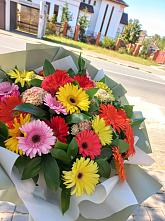 Букет цветов из:  Герберы #REPLACE_PRED# Югорёнке