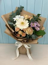 Букет цветов из:  Герберы и Хризантемы в Югорёнке