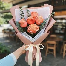 Букет цветов из:  Розы #REPLACE_PRED# Югорёнке