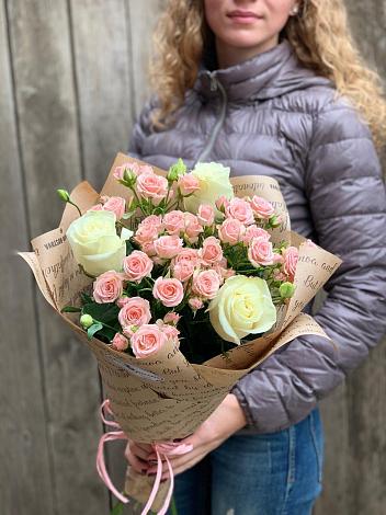 Букет цветов из: Розы в Югорёнке