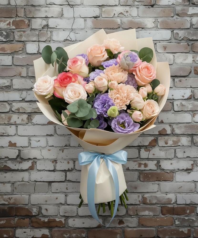 Букет цветов из: Розы, Лизиантусы и Гвоздики в Югорёнке