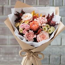 Букет цветов из:  Гвоздики, Хризантемы и Розы в Югорёнке