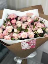 Букет цветов из:  Розы в Югорёнке