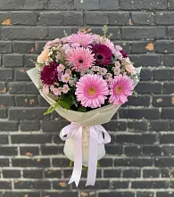 Букет цветов из:  Герберы и Хризантемы #REPLACE_PRED# Югорёнке