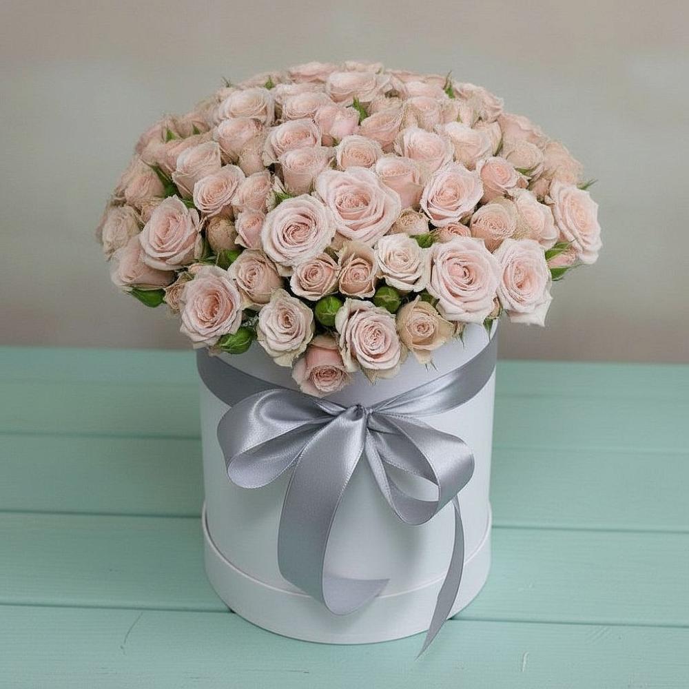 Цветочная композиция из Розы в шляпной коробке в Югорёнке